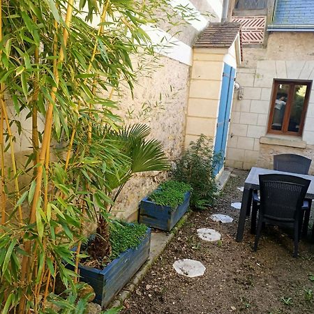 Gite Avec Vue Sur L'Indre Artannes-sur-Indre Exterior foto